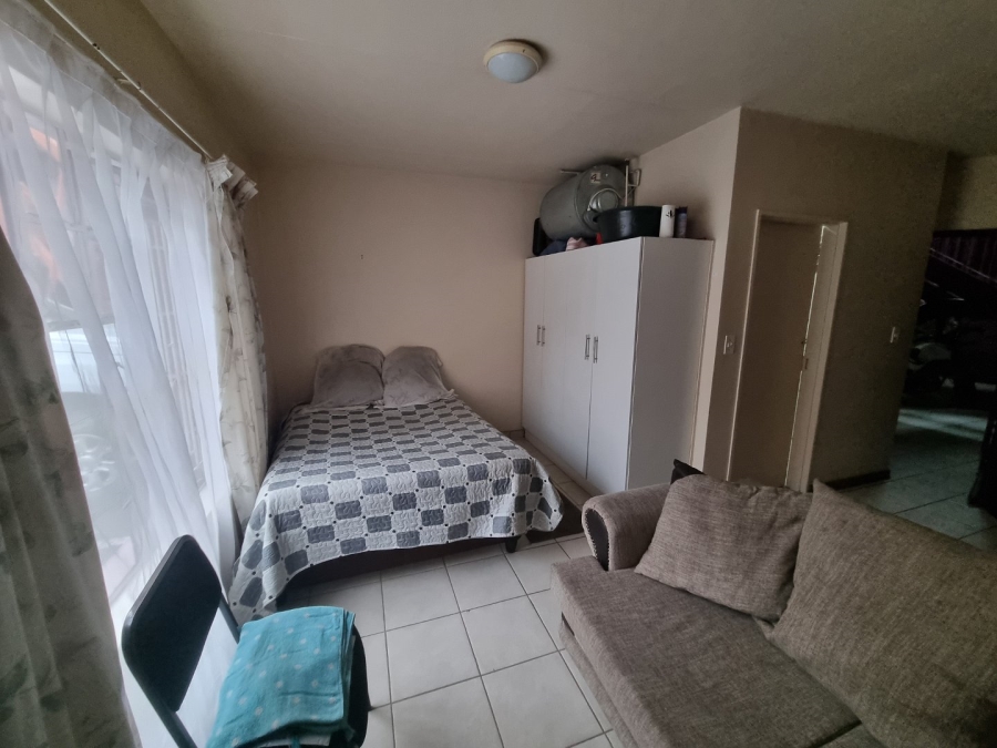 1 Bedroom Property for Sale in Willows Free State